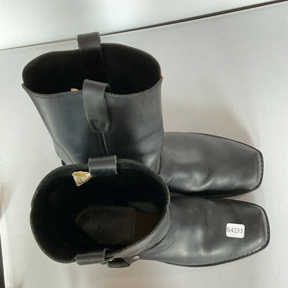 Durango Mens 11